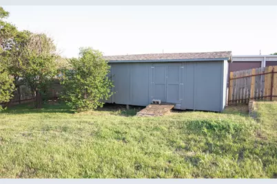 601 N Rosenstein Street, Bells, TX 75414 - Photo 22