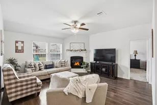 210 Gatecrest Dr, Fate, TX 75087 - Photo 16