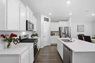 210 Gatecrest Dr, Fate, TX 75087 - Photo 12