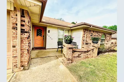 1605 Winchester Way, Bedford, TX 76022 - Photo 2