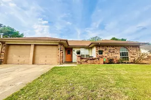 1605 Winchester Way, Bedford, TX 76022 - Photo 1