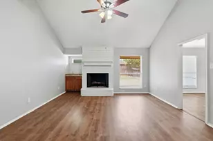 5353 Lynda Ct, North Richland Hills, TX 76180 - Photo 2