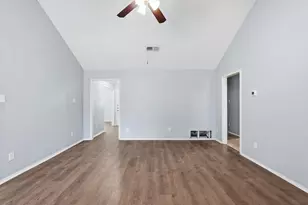 5353 Lynda Ct, North Richland Hills, TX 76180 - Photo 12