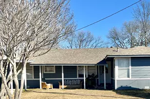 715 North Ave, Whitesboro, TX 76273 - Photo 1