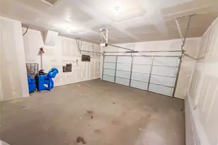 12 Elderbrook Ln, Edgecliff Village, TX 76134 - Photo 14