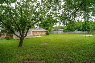 1203 Linda Ln, Cleburne, TX 76033 - Photo 32