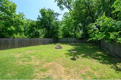 318 E Munson Street, Denison, TX 75021 - Photo 20
