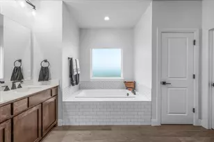 108 Stafford Trl, Weatherford, TX 76088 - Photo 16