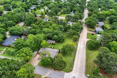 930 S Maurice Avenue, Denison, TX 75020 - Photo 10