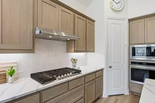 505 Red Barn Dr, Van Alstyne, TX 75495 - Photo 10