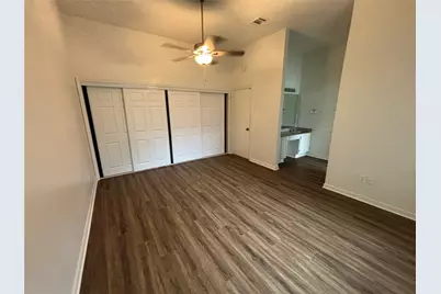 2514 Livingston Lane, Grand Prairie, TX 75052 - Photo 18