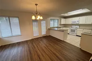 2514 Livingston Ln, Grand Prairie, TX 75052 - Photo 8