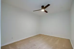 319 Stoneledge, Irving, TX 75063 - Photo 18