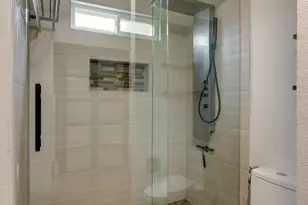 319 Stoneledge, Irving, TX 75063 - Photo 16