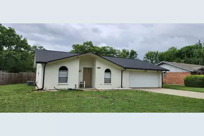 3420 Appletree Court, Forest Hill, TX 76140 - Photo 2