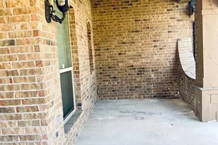 548 Kerry St, Crowley, TX 76036 - Photo 34