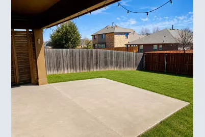 548 Kerry Street, Crowley, TX 76036 - Photo 2