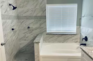 548 Kerry St, Crowley, TX 76036 - Photo 18