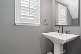 4905 Rockcreek Ln, Plano, TX 75024 - Photo 6