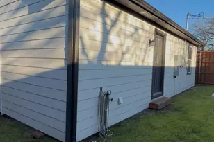 2837 May St, Fort Worth, TX 76110 - Photo 12