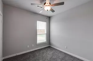 704 Wheatfield Dr, Venus, TX 76084 - Photo 14