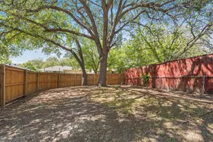 1309 Meandering Way, Garland, TX 75040 - Photo 20