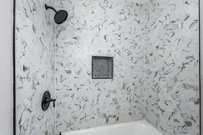 2004 Tarver Road, Burleson, TX 76028 - Photo 16