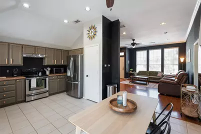 304 W Windsor Drive, Denton, TX 76207 - Photo 6