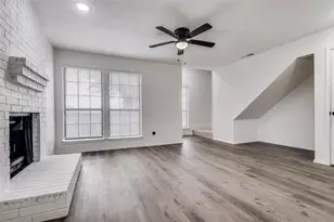 2166 E Arkansas Ln, Arlington, TX 76014 - Photo 8