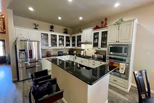 5002 Crawfish Ln, Garland, TX 75043 - Photo 6