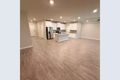 1332 Honey Creek Drive, DeSoto, TX 75115 - Photo 2