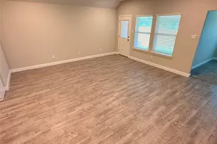 1332 Honey Crk Dr, DeSoto, TX 75115 - Photo 6