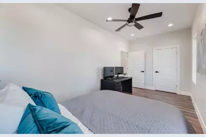 1802 Pueblo Street, Dallas, TX 75212 - Photo 20