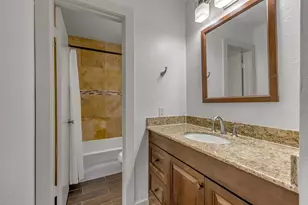 4837 Cedar Springs Rd, Dallas, TX 75219 - Photo 12