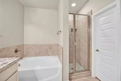 1916 Town Creek Circle, Weatherford, TX 76086 - Photo 18