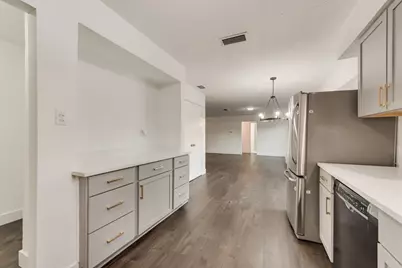 1614 Brent Court, Grand Prairie, TX 75051 - Photo 18