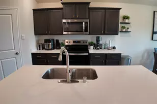 1215 Rustic View Dr, Denton, TX 76207 - Photo 8