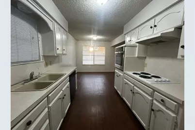 2716 Sibley Drive, Arlington, TX 76015 - Photo 20