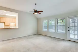 1014 Teresa Ct, Granbury, TX 76048 - Photo 6