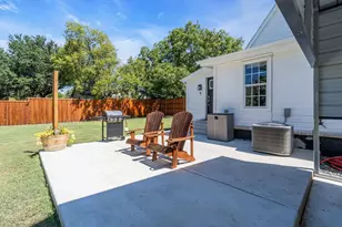 421 N Main St, Farmersville, TX 75442 - Photo 26