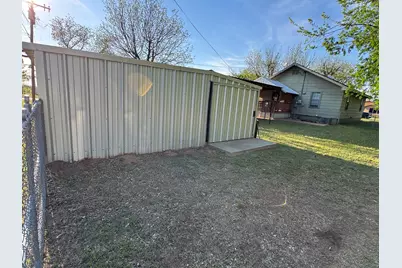511 W Morris Street, Seymour, TX 76380 - Photo 18