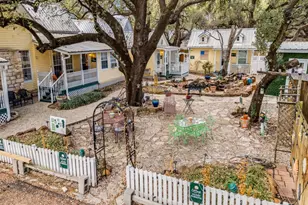 1002 W Pearl St, Granbury, TX 76048 - Photo 40