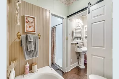 1002 W Pearl Street, Granbury, TX 76048 - Photo 16