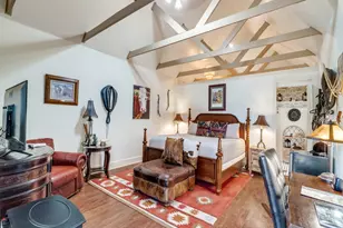 1002 W Pearl St, Granbury, TX 76048 - Photo 14