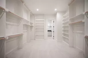 8716 Fawn Dr, Dallas, TX 75238 - Photo 28