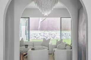 8716 Fawn Dr, Dallas, TX 75238 - Photo 12