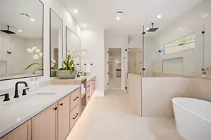 8716 Fawn Dr, Dallas, TX 75238 - Photo 24