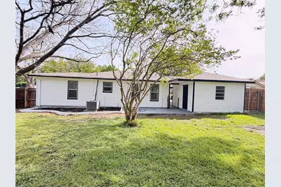 5713 Highland Avenue, Haltom City, TX 76117 - Photo 6
