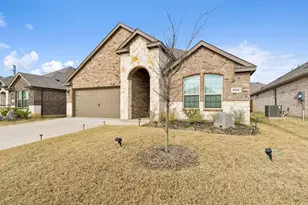 9721 Tinsley St, Aubrey, TX 76227 - Photo 2
