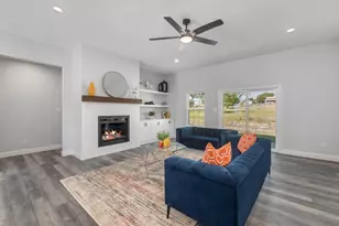 1013 Don Eve Ct, Azle, TX 76020 - Photo 8